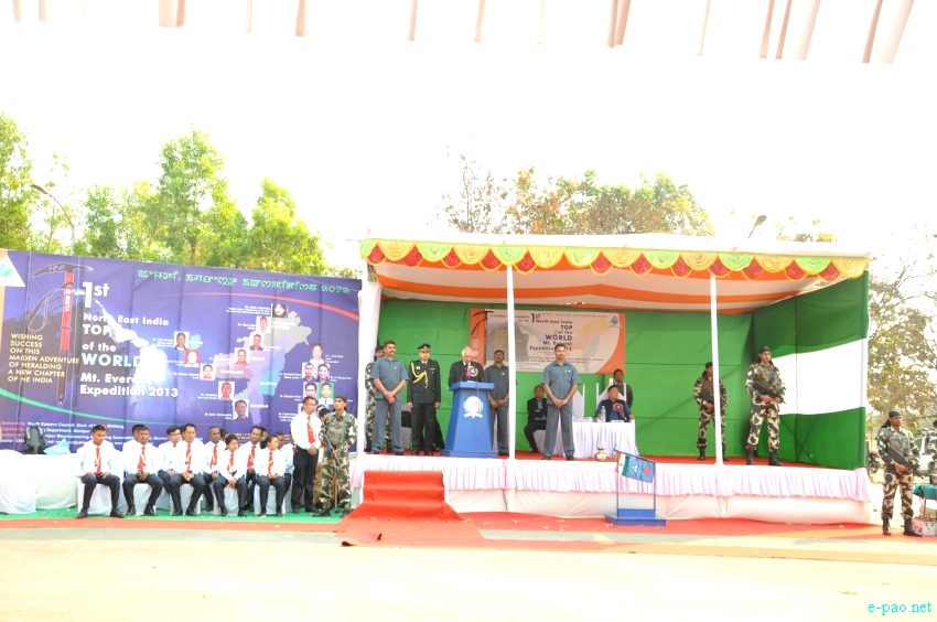 Flagging-off Ceremony for 1st North East India Mount Everest Expedition 2013 at Kangla :: 25 February 2013