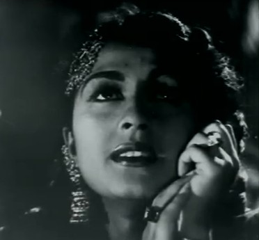 Beautiful Actress Bina Rai in Film Anarkali