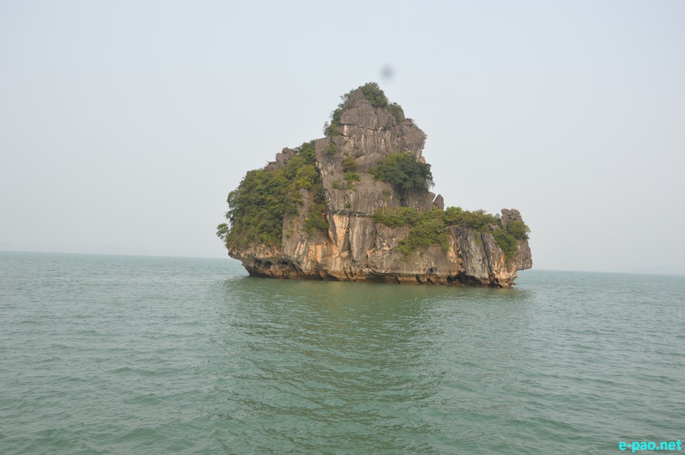 Ha Long Bay (UNESCO World Heritage Site ) is located in northeastern Vietnam  :: May 2016