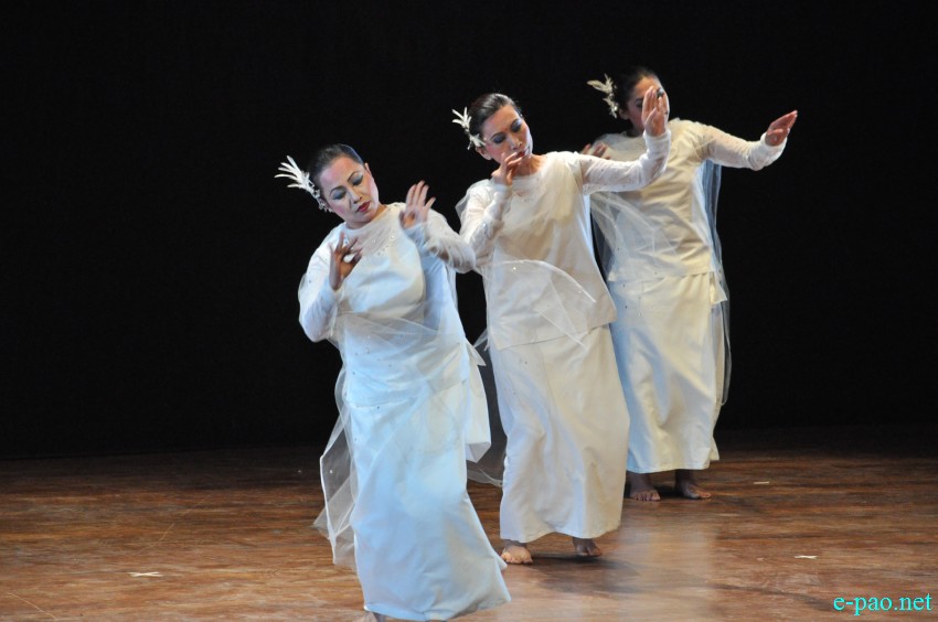 'Black Swan : The chosen one' performed  at the 3rd MK Binodini Devi Memorial Lecture at MCA, Imphal::  February 06 2015
