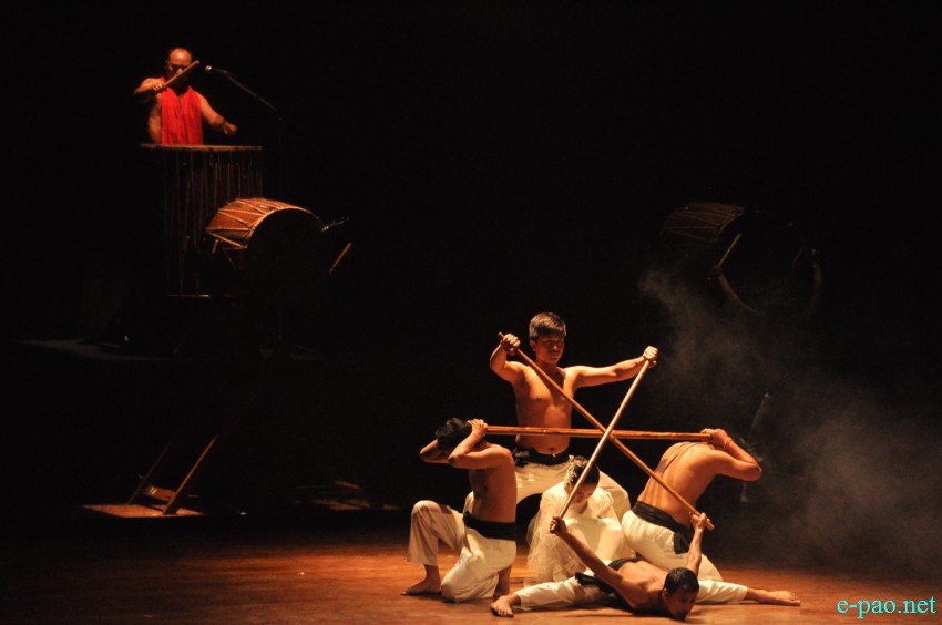 'Black Swan : The chosen one' performed  at the 3rd MK Binodini Devi Memorial Lecture at MCA, Imphal::  February 06 2015