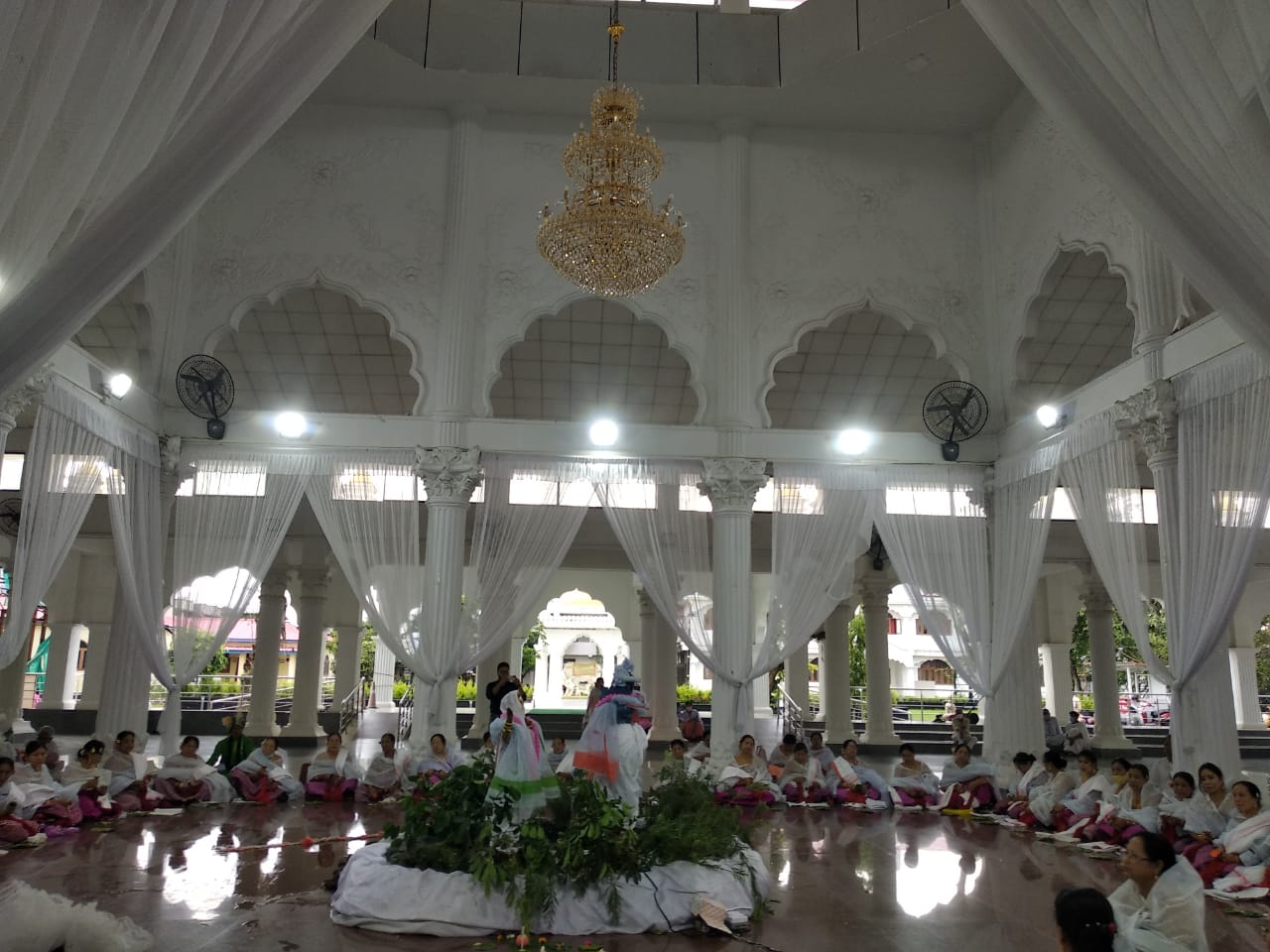 Offering of music by Jalakeli Pala at Sri Sri Govindajiu Temple on Buddha Purnima, Royal Palace, Imphal :: 16 May 2022