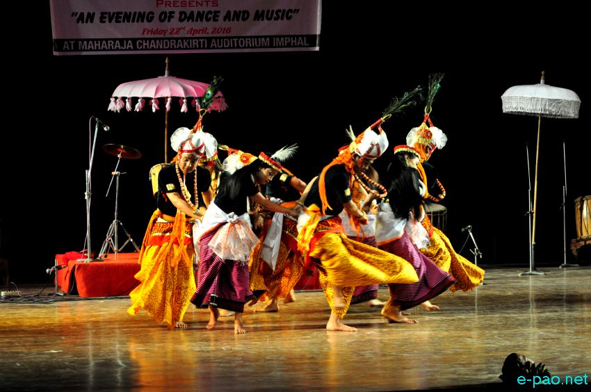 Khamba Thoibi Jagoi at 'An Evening of Dance And Music' at MCA Imphal  :: 22 April 2016