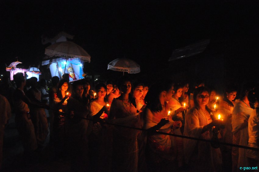 Night scenes of  Lai Khong Chingba at  Ibudhou Thangjing Moirang Lai Haraoba on  :: 02 June 2014