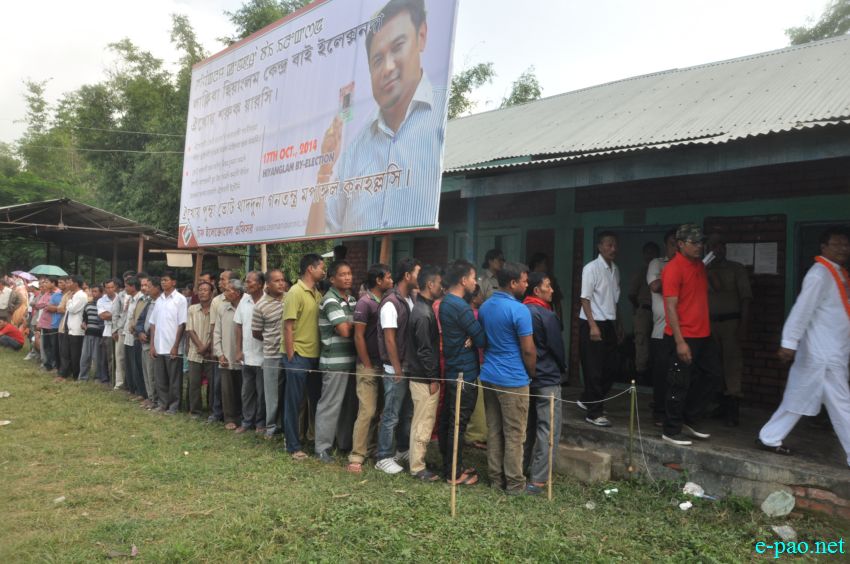 Voting at the By-election to Hiyanglam Assembly Constituency :: October 17 2014