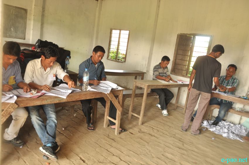 Voting at the By-election to Hiyanglam Assembly Constituency :: October 17 2014