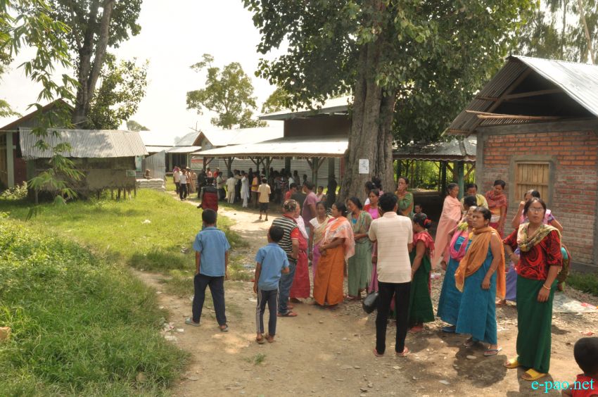Voting at the By-election to Hiyanglam Assembly Constituency :: October 17 2014