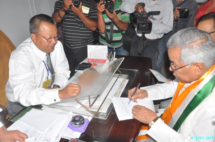 Dr T Meinya winner of Inner Manipur P/C seat given 'Certificate of Election' :: 17 May 2014