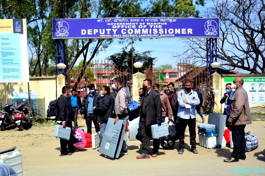 Polling officials dispatched from Imphal West DC, Lamphelpat :: February 27 2022