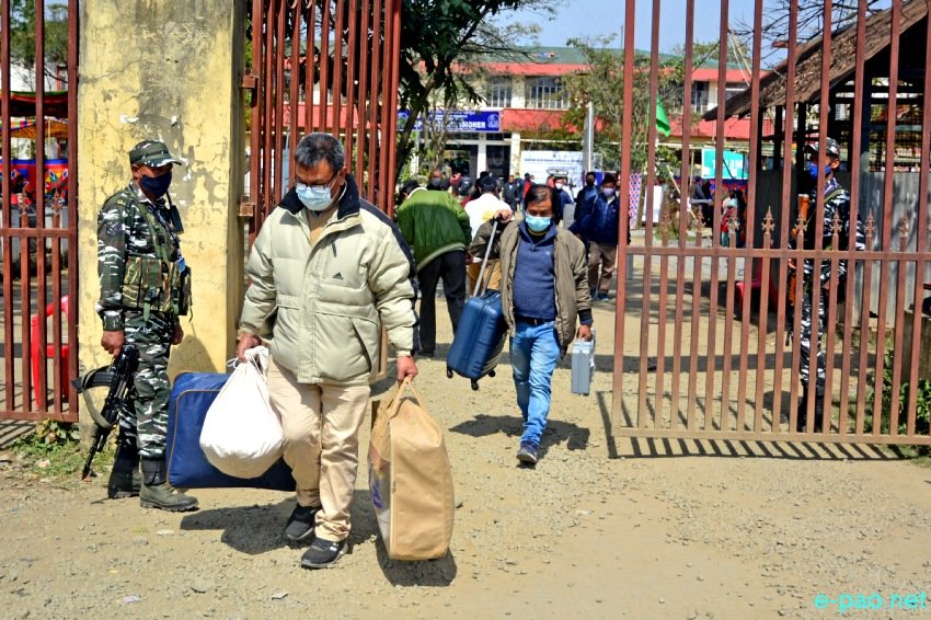 Polling officials dispatched from Imphal West DC, Lamphelpat :: February 27 2022