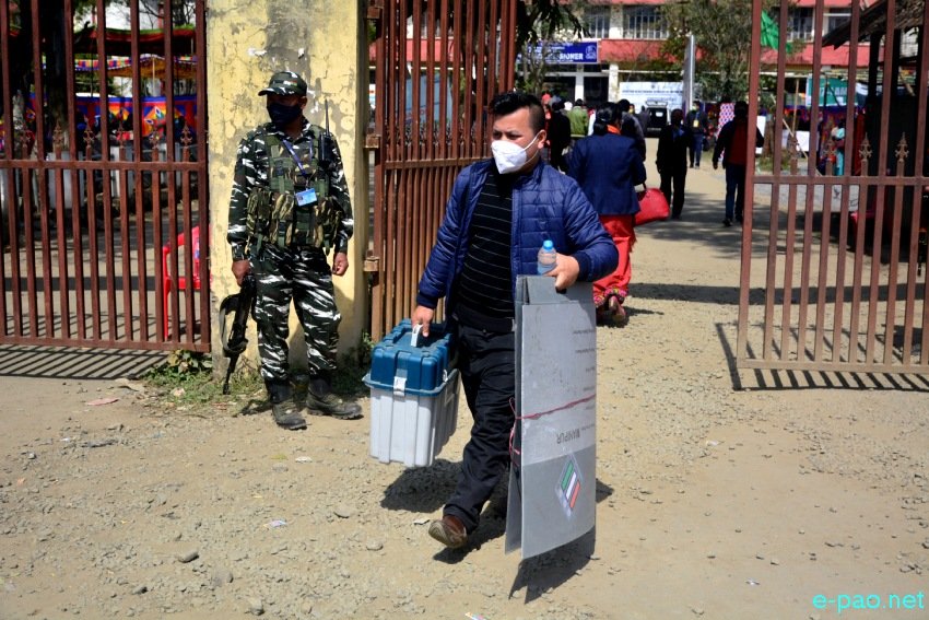 Polling officials dispatched from Imphal West DC, Lamphelpat :: February 27 2022