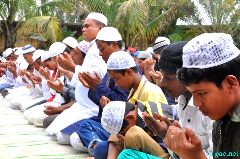 Eid-ul-fitre celebration by Manipuri Muslims  at Hatta, Minuthong,  Imphal :: 09 August 2013