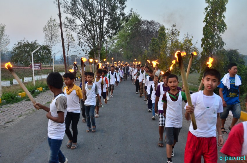 Cheiraobagi Meira Paojel from Kangla to Nambol organised by Kanglei Enat Yokkhatpa Lup, Nambol :: 20th March 2015