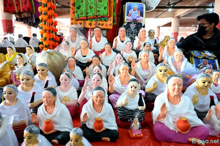 Emoinu Festival Shopping at Khwairamband Ema Keithel, Imphal :: 31st December 2025