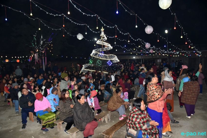 Festive mood around Churachandpur (Lamka) town on eve of Christmas :: 24th December 2021