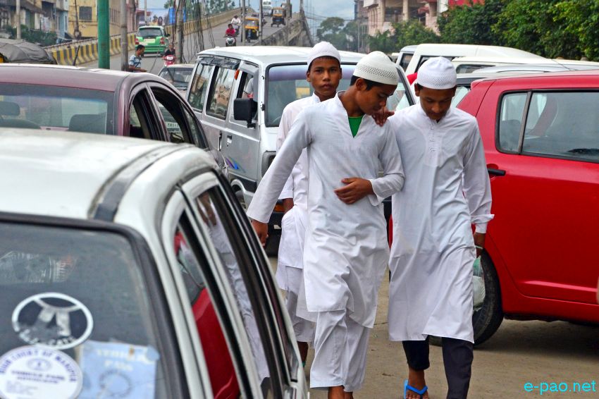 Shopping for Id-ul-Fitr  at Khwairamband Ima Keithel :: July 17 2015