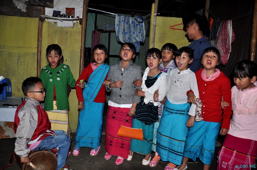Gaan Ngai festivities at Keisamthong Khul, Imphal :: January 27, 2012