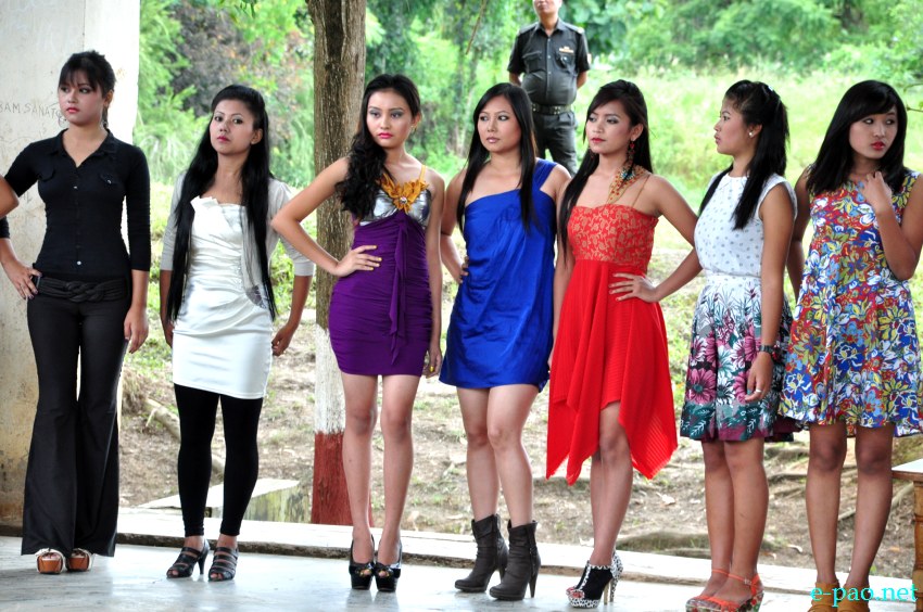 Screening of the contestants of Miss Kut 2013 held at MPTC Banquet Hall, Imphal :: 06 October 2013