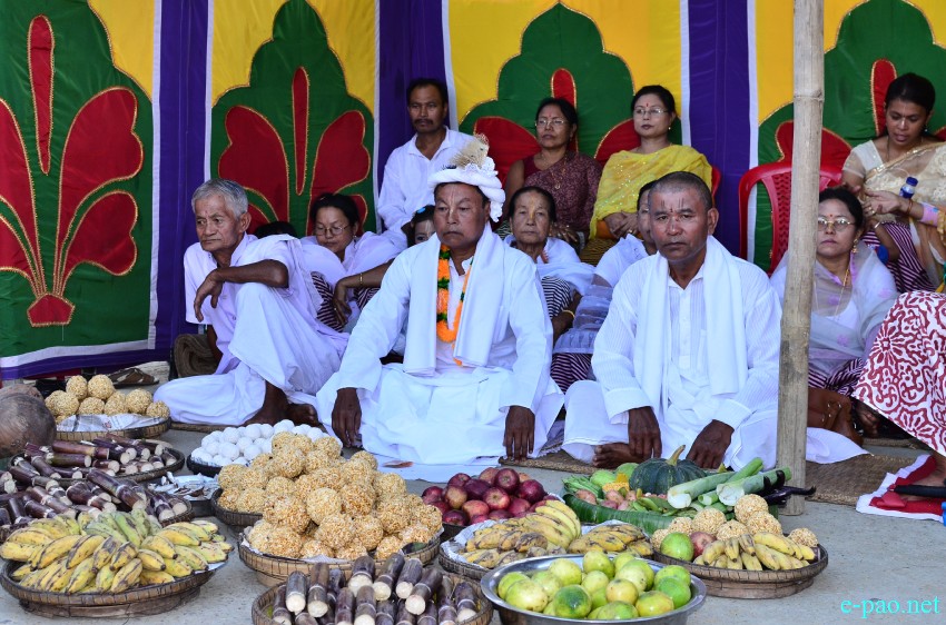 'Kwak Tanba' function as part of Mera Houchongba at Bamon Leikai, Imphal, Manipur :: October 03, 2014