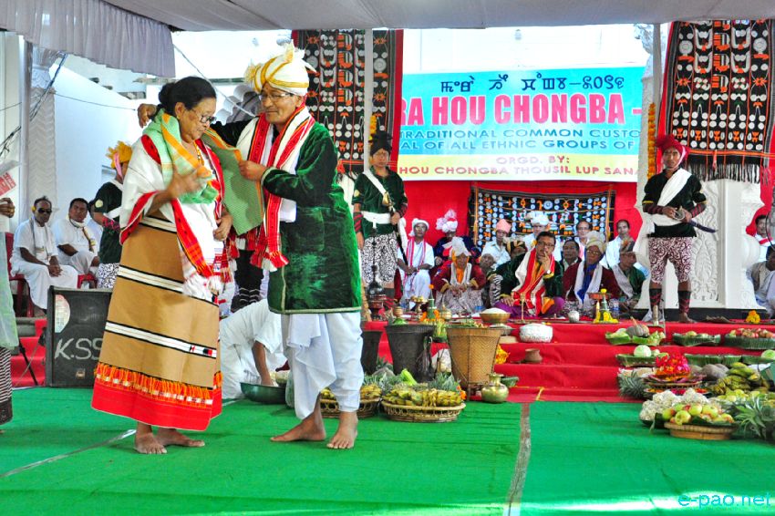 Mera Houchongba , re-affirming close bond and ties between hill and valley people at Konung :: 16 Oct 2016