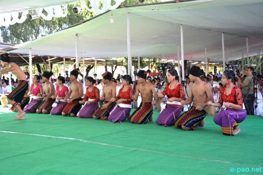 Cultural Programme :  Mera Houchongba , re-affirming close bond between hill and valley people at Kangla :: 05 Oct 2017