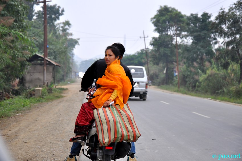 Ningols on the way to her mapam lamdam on Ningol Chakkouba at various places in Imphal :: November 05 2013