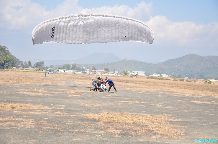 Sangai Festival 2014 : Power Paragliding / Parasailing held at Koireigei  :: November 27 2014