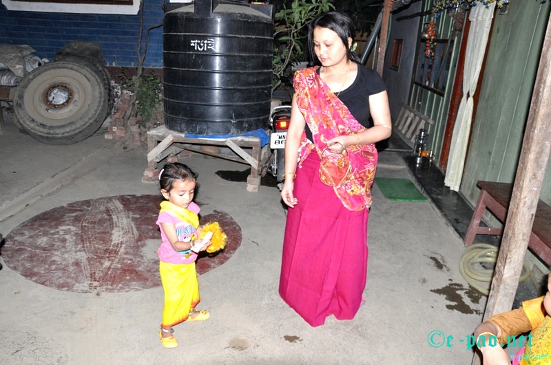 Yaosang Mei Thaba on the first day of Yaosang :: 27 March 2013