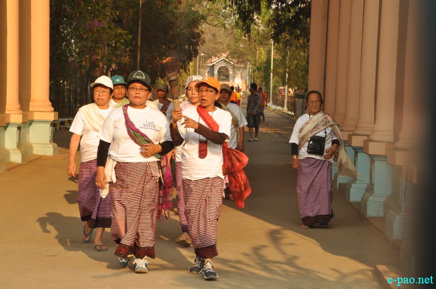Yaoshang Sports : Top Youth Club: Torch lighting from Kangla :: 16 March 2014