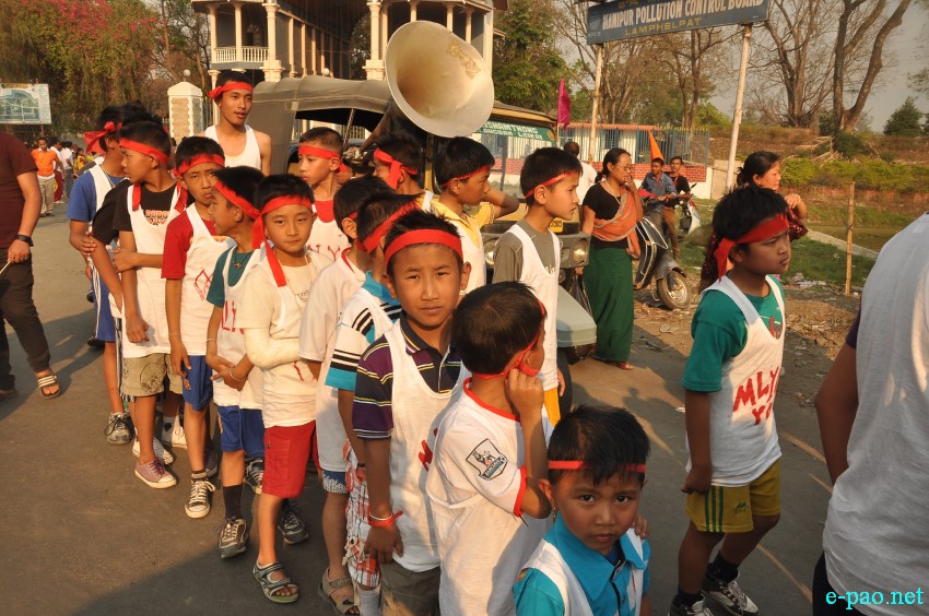 Yaoshang Sports : Top Youth Club: Torch lighting from Kangla :: 16 March 2014