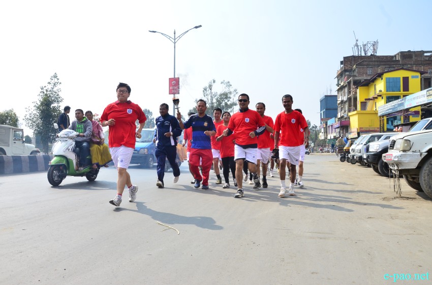 Day 1: 5th Annual Journalist Sports Meet 2015 - Getting the ceremonial torch from Kangla :: 05 March 2015