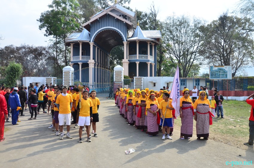 Yaoshang Day 1: Sports activities and scenes of people enjoying at Kangla Gate :: 05 March 2015