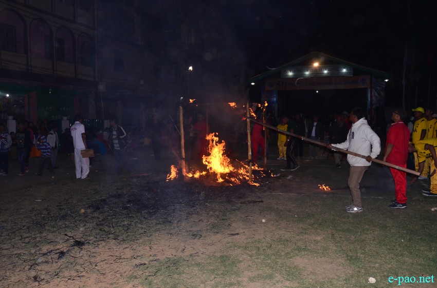 Yaoshang Day 1: Yaoshang mei thaba  in a locality in Imphal :: 05 March 2015