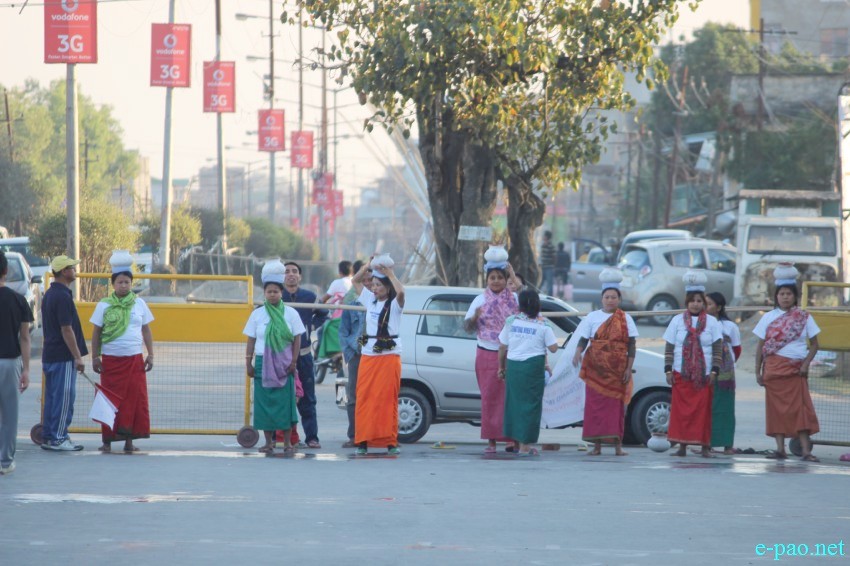Yaoshang Day 4: Pot Race at Thangmeiband Lilashang Khonangkong  :: 8th March 2015