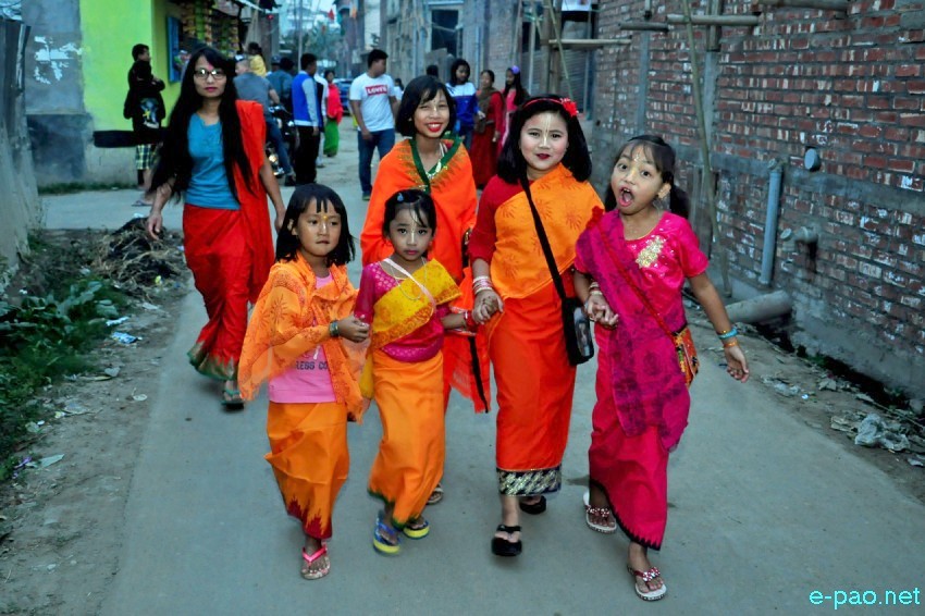 Yaoshang : Nakatheng Chatpa - Kids attired in traditional Yaoshang Dress :: March 02 2018