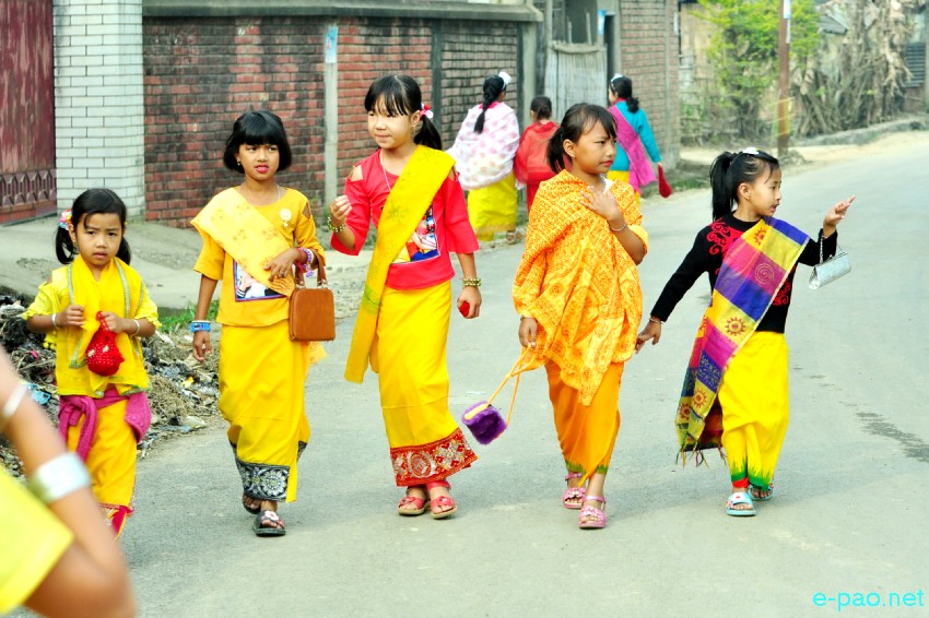 Yaoshang : Nakatheng Chatpa - Kids attired in traditional Yaoshang Dress :: March 03 2018