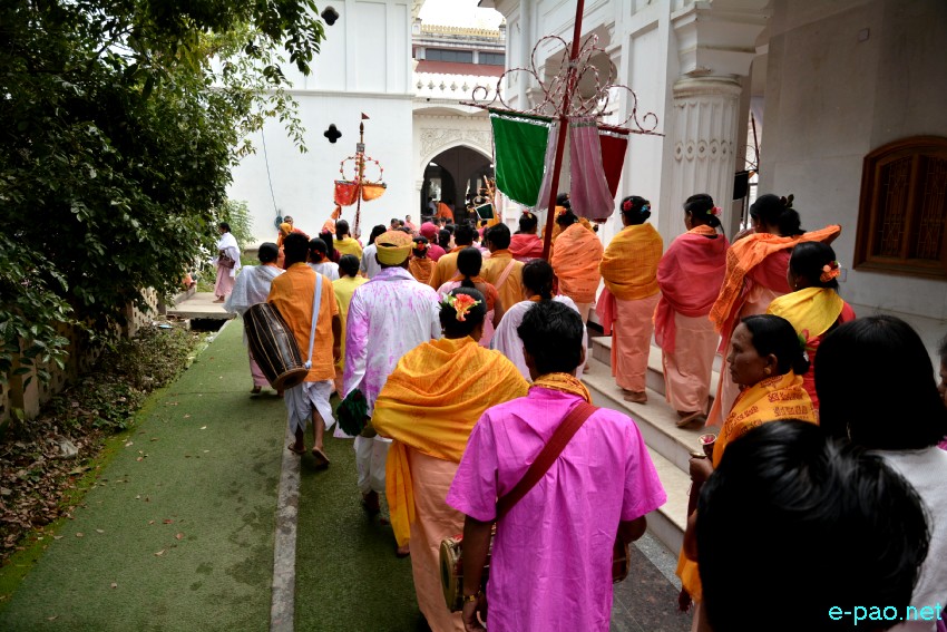 Yaoshang Day 2 ::  Pichakari at Shree Shree Govindajee Temple , Imphal :: 22  March 2019