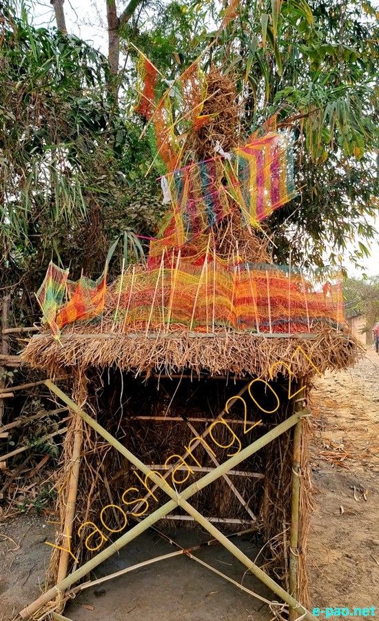Yaoshang Mei Thaba :  Offerings and Prayers to God and burning of Yaoshang Hut at Kwakeithel :: 28th March 2021
