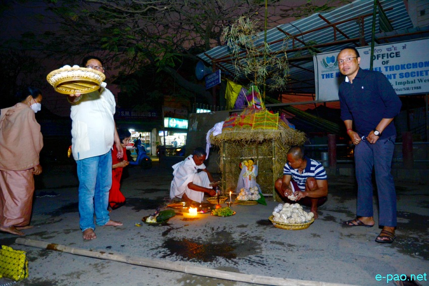 Yaoshang Mei Thaba :  Offerings and Prayers to God and burning of Yaoshang Hut :: 18th March 2022
