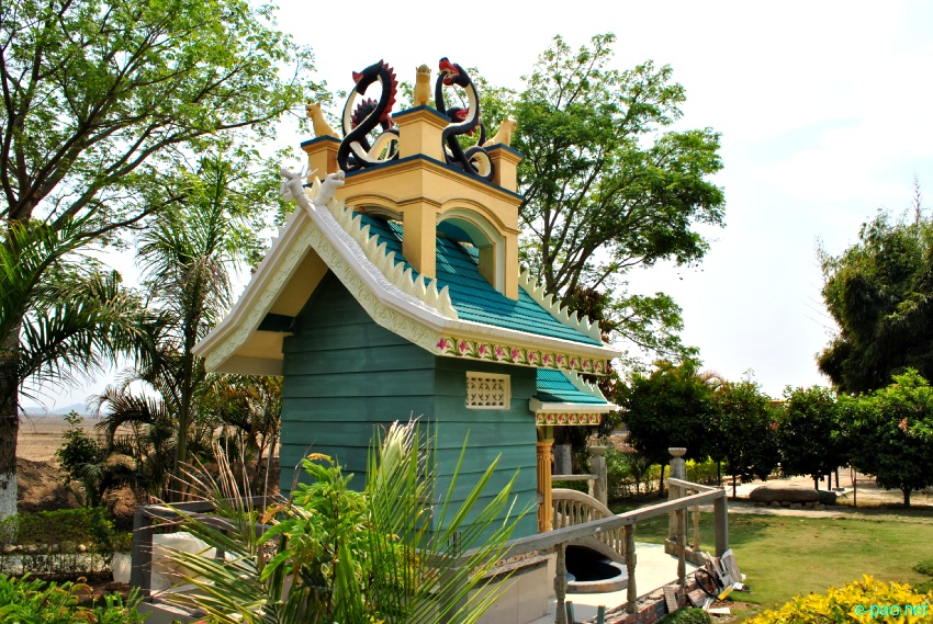 Millenium Garden at Haorang Sabal (2 Kms from Lamshang Bazar) : Flowers bloom in spring time :: March 2013