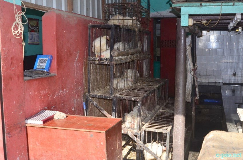 Food Safety Dept seized food items sold at non-licensed vendors at Keishamthong, Chingamakha, Nagamapal and Kangjabi :: 5th Feb 2015