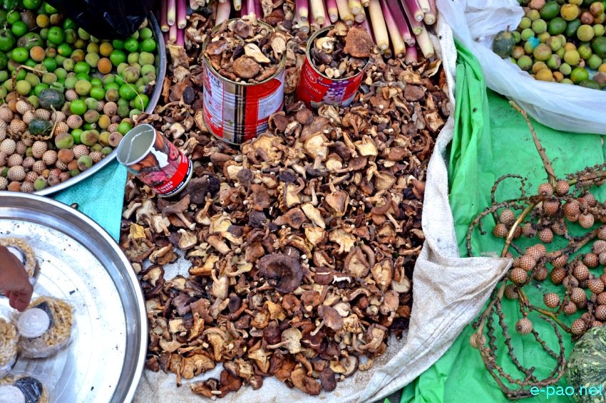 Seasonal food items as seen at Ima Keithel (Phouoibi, Leimarel, Emoinu Keithel) :: April 12th 2021