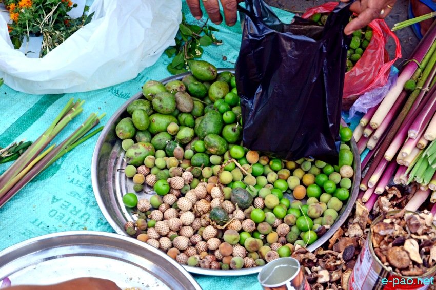 Seasonal food items as seen at Ima Keithel (Phouoibi, Leimarel, Emoinu Keithel) :: April 12th 2021