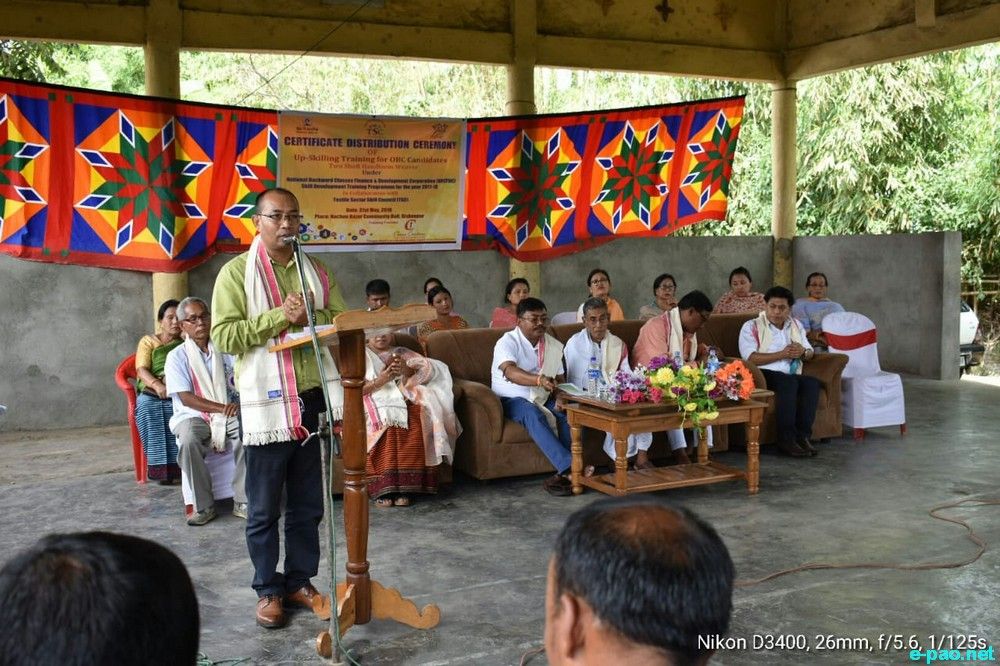 Certificate Distribution Ceremony for Training on Two Shaft Handloom Weaver for the year 2017-18 at Bishnupur :: 31 May 2018