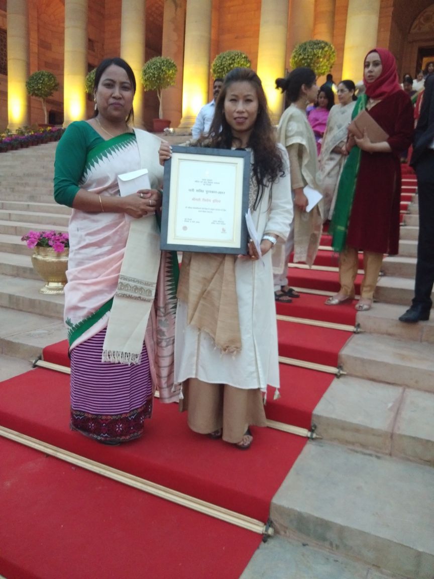 Chirom Indira conferred Highest Civilian Honour for Women 'Nari Shakti Puraskar 2017' at Rastrapati Bhavan, Delhi :: March 08 2018