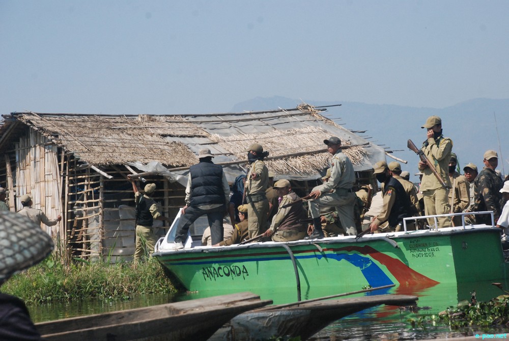 Defying High Court order, State Govt (Loktak Development Authority (LDA)) starts eviction of phumdi-huts :: 23 February 2013