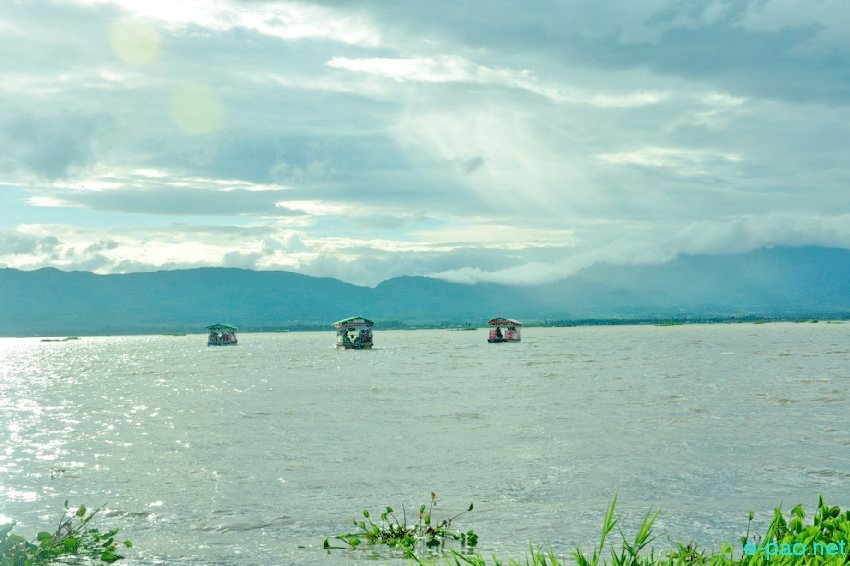 Tourist experiencing Loktak Lake on Boat from Boating Centre at Sendra Chingkhong :: June 22 2016