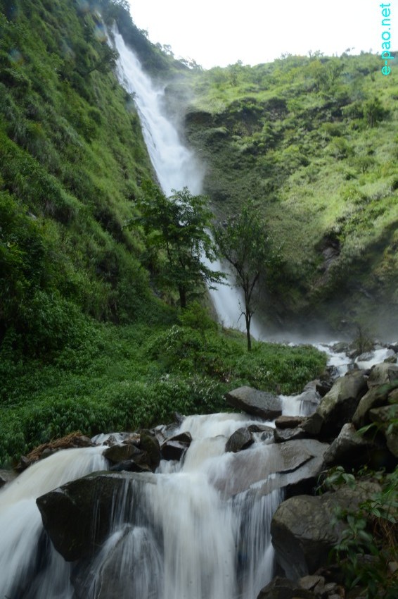 Tuilha Kol waterfalls located at Chalwa village in Kangpokpi district :: 4th July 2018