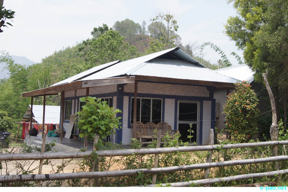 Hongman Khongbal : A Tangkhul Village in Senapati district of Manipur :: May 2014   

17~ http://www