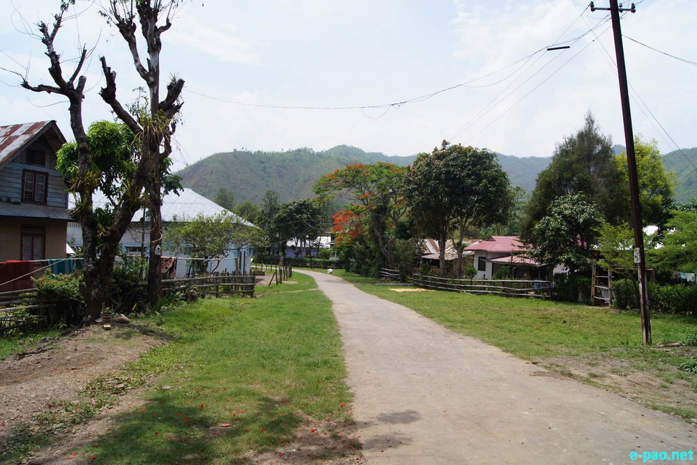 Hongman Khongbal : A Tangkhul Village in Senapati district of Manipur :: May 2014   

24~ http://www
